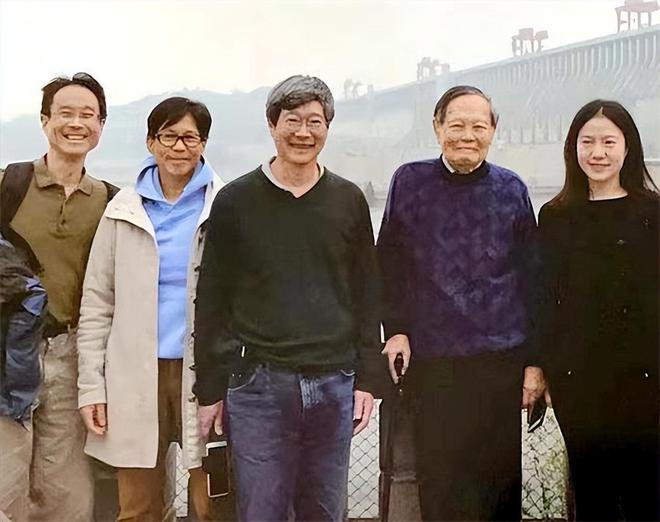 杨振宁比特币不要(国家为什么禁止挖比特币)