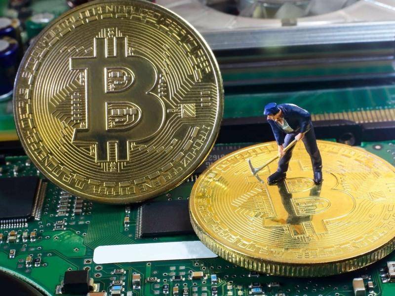 精通比特币是哪个币(精通比特币在线阅读)