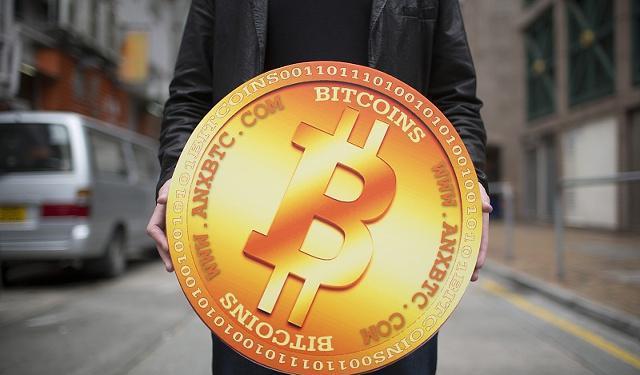 财务自由比特币(比特币 自担风险)